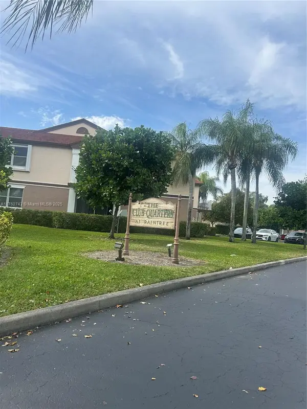 1250 SW 113th Ter #102, Pembroke Pines, FL 33025