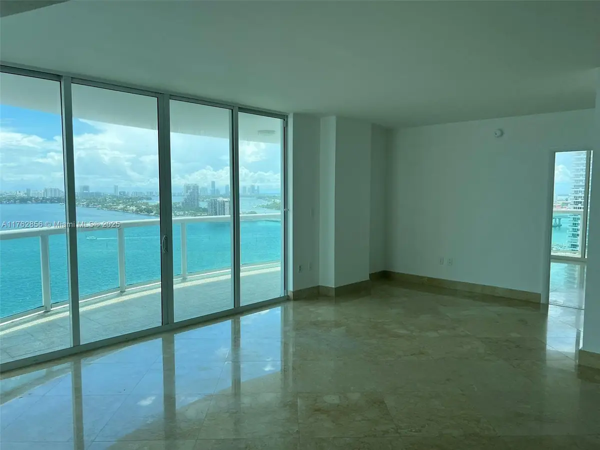 1800 N Bayshore Dr #1901, Miami, FL 33132 - #1