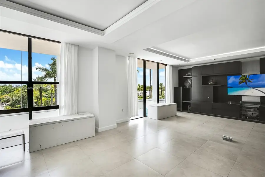 9801 Collins Ave #5M, Bal Harbour, FL 33154 - Image #2