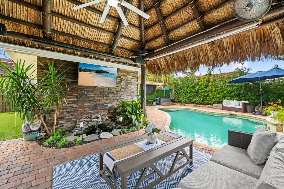 2395 SE 6th St, Pompano Beach, FL 33062 - #1