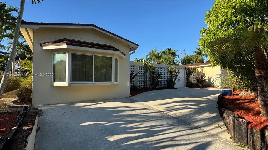 8720 SW 192nd Ter, Cutler Bay, FL 33157 - Image #3