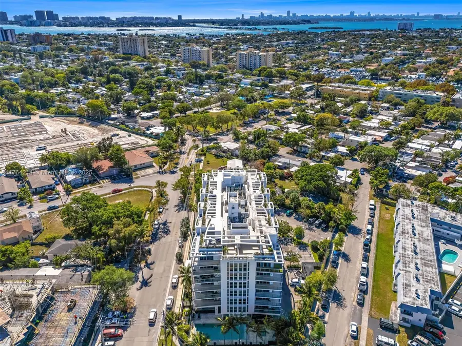 13800 Highland Dr #302, North Miami Beach, FL 33181 - Image #2