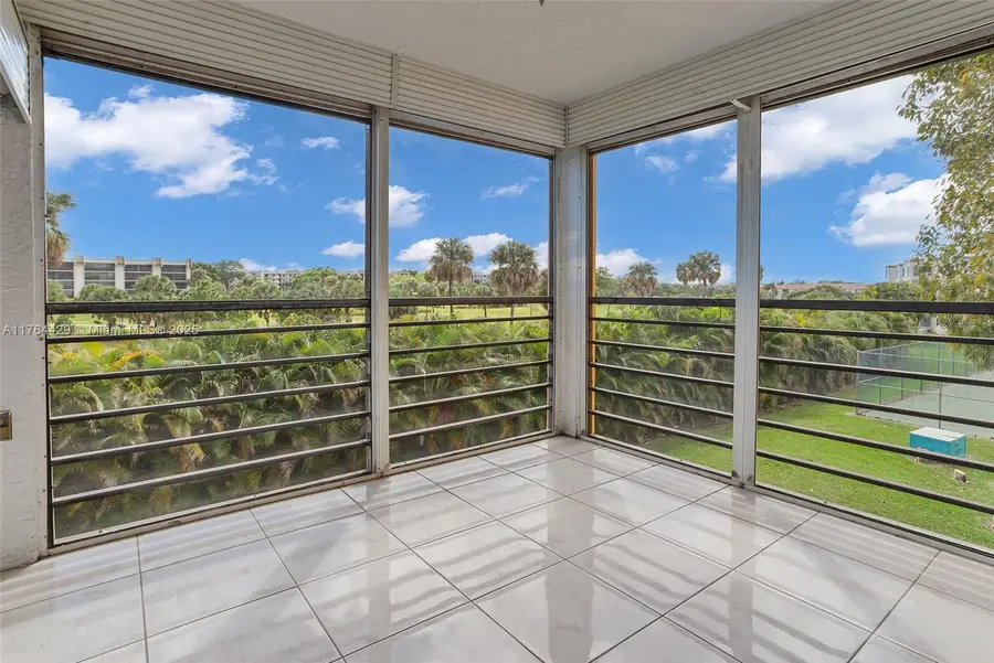 9370 SW 8th St #322, Boca Raton, FL 33428 - Image #3