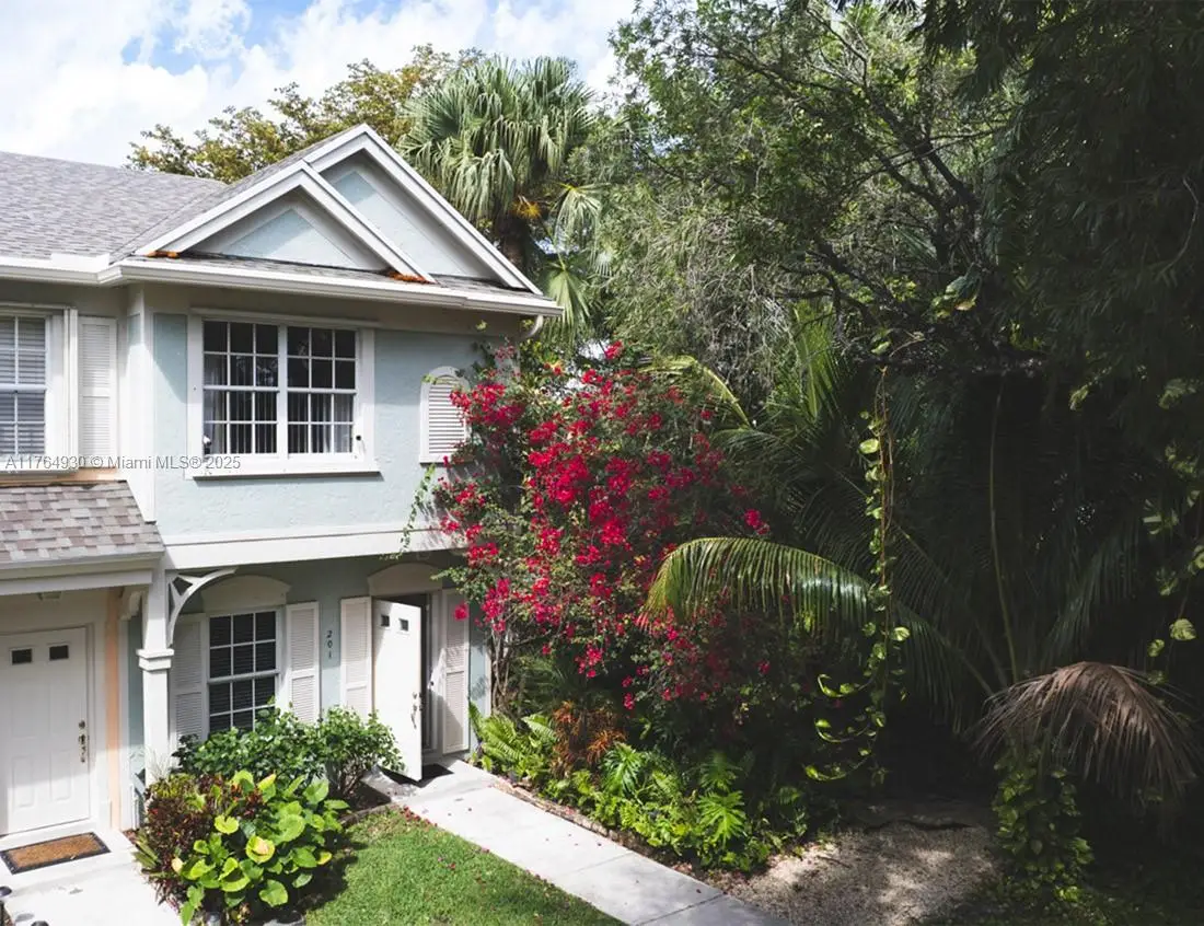 201 Mallory Ct #201, Weston, FL 33326 - Image #1