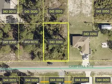 851 Campbell St E, Lehigh Acres, FL 33974 - Image #1