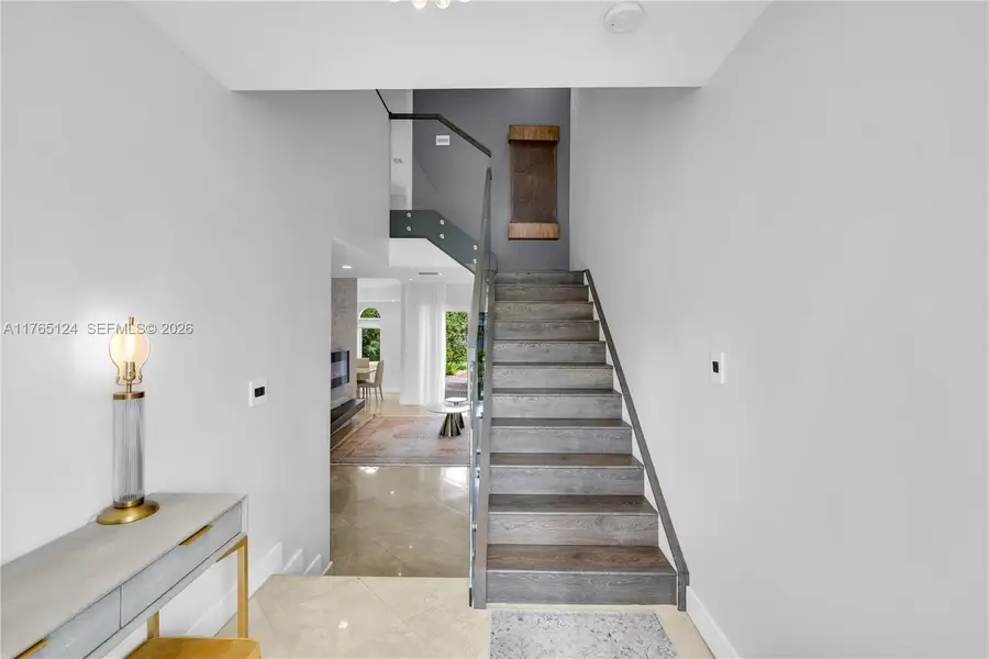 3015 NE 208th St, Aventura, FL 33180 - #3