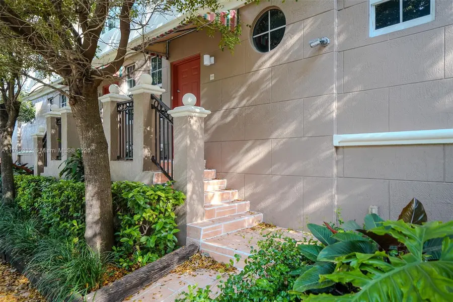 3232 SW 22nd Ter #TH 115, Miami, FL 33145 - Image #2