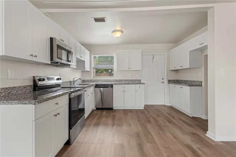 2649 NE 14th Ter, Pompano Beach, FL 33064 - Image #3