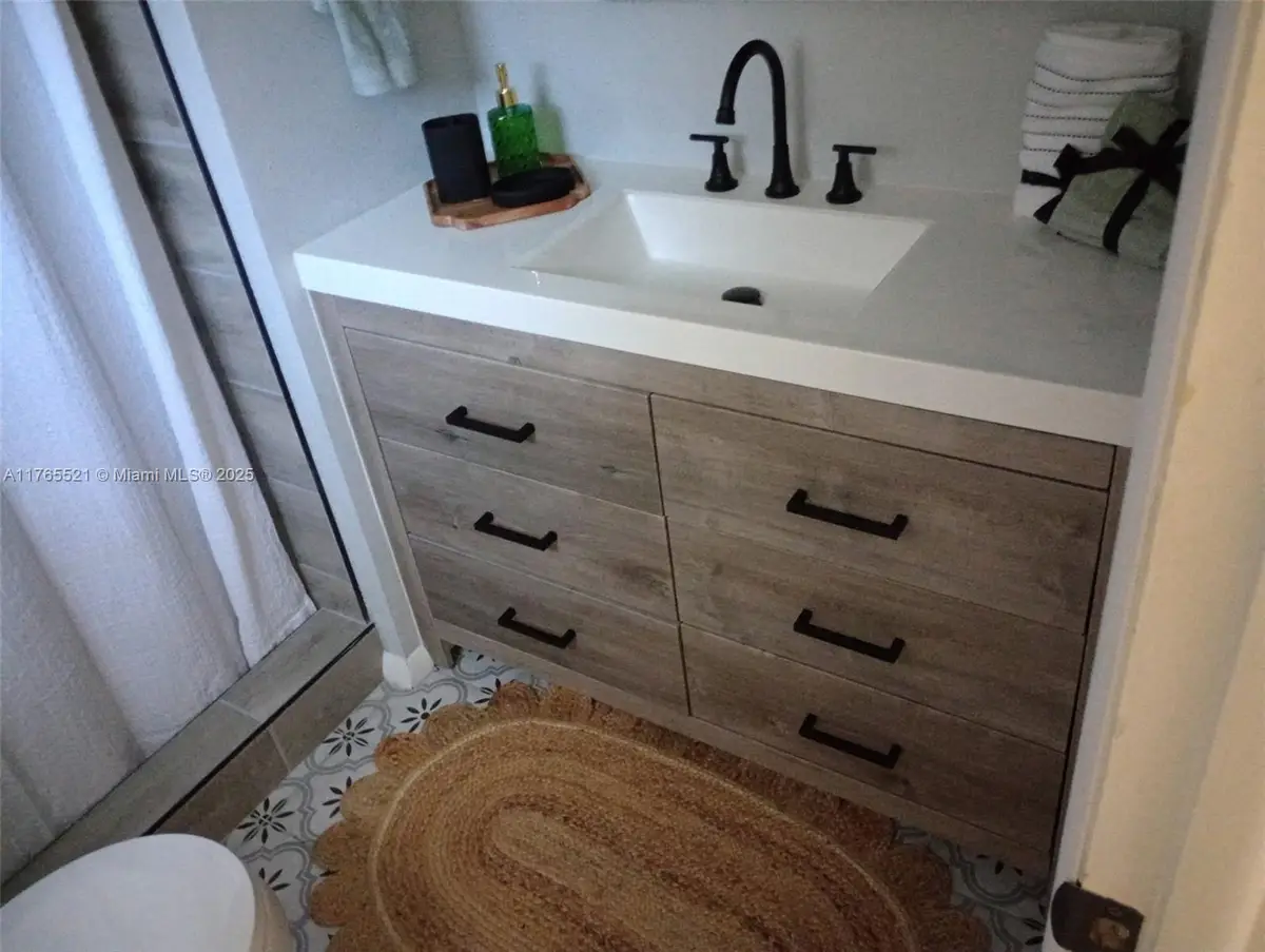 Address Withheld By Seller, Venice, FL 34293 - Image #1