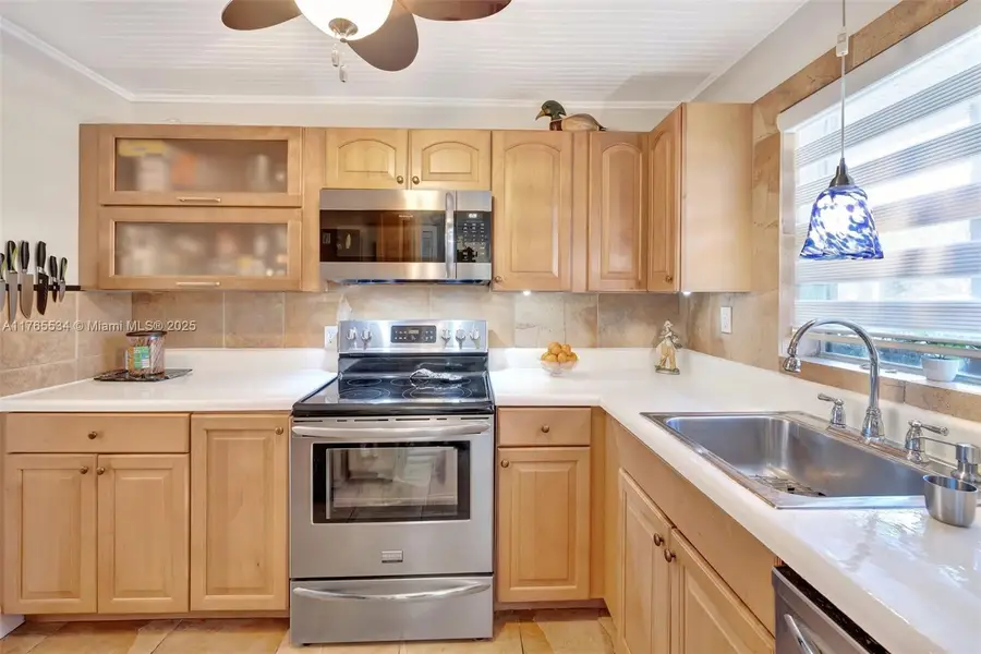 9821 Sunrise Lakes Blvd #107, Sunrise, FL 33322 - #3