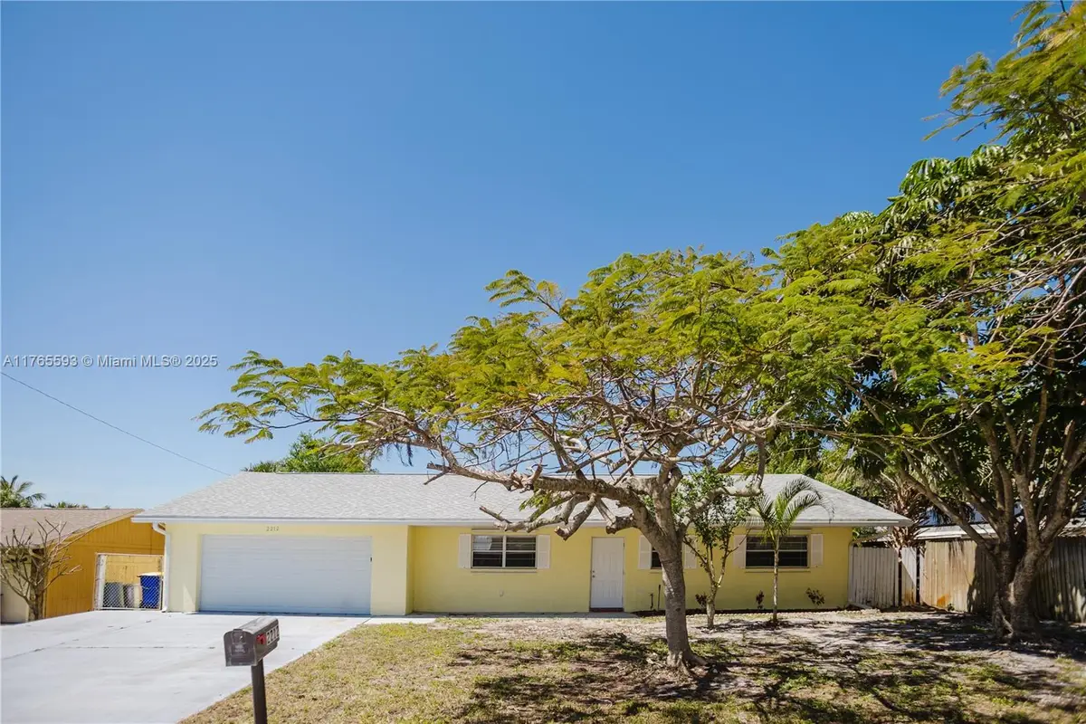 2212 NE 21st Ave, Jensen Beach, FL 34957 - Image #1
