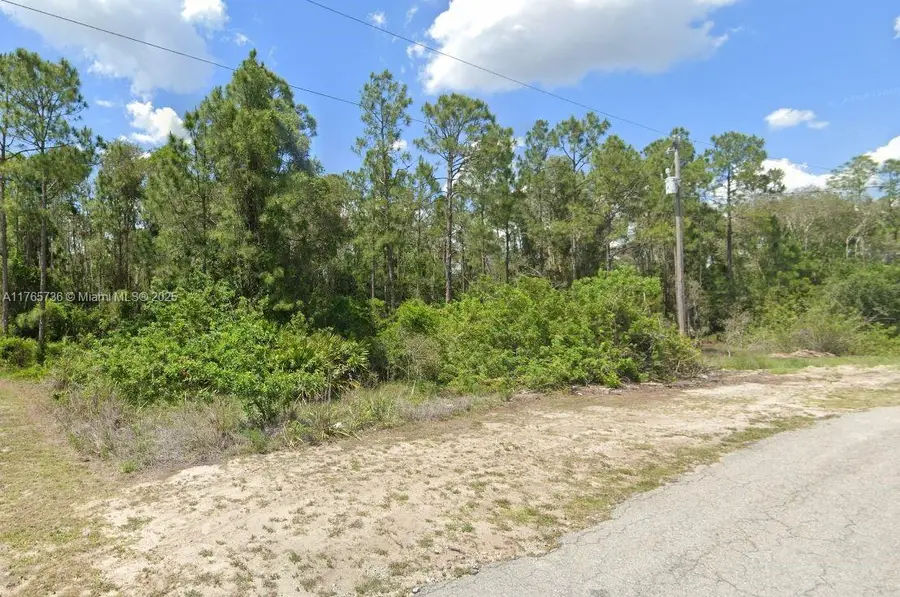 806 Grenada Ave, Lehigh Acres, FL 33974 - #2