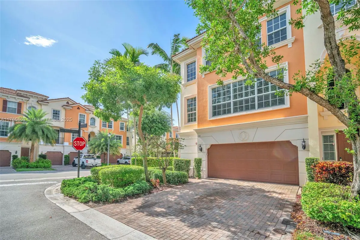 616 NE Venezia Lane #616, Boca Raton, FL 33487 - Image #1