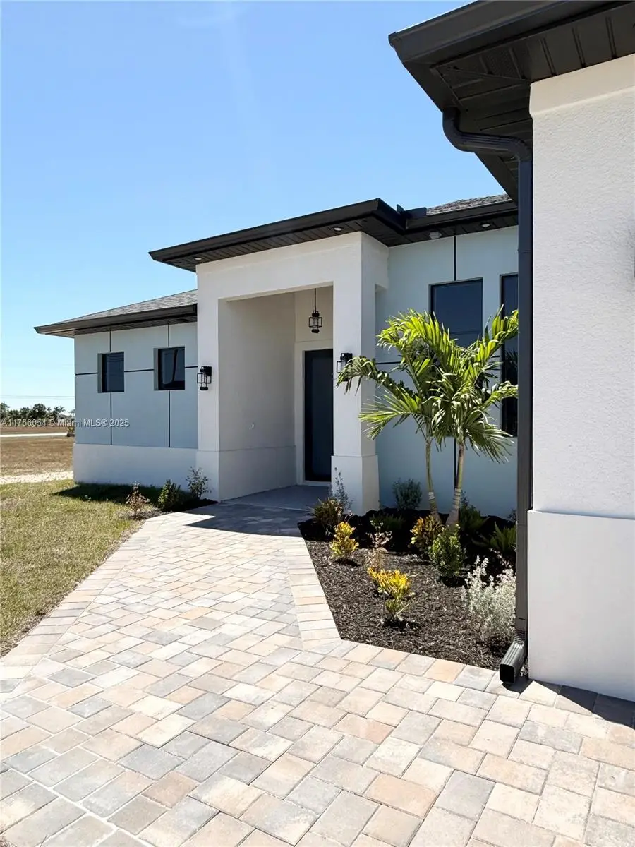 4210 Ne 14th Avenue, Cape Coral, FL 33909 - Image #1