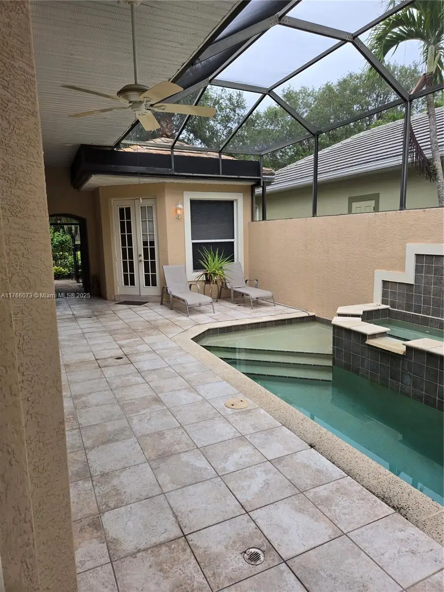 4208 Kensington High Street, Naples, FL 34105 - Image #2