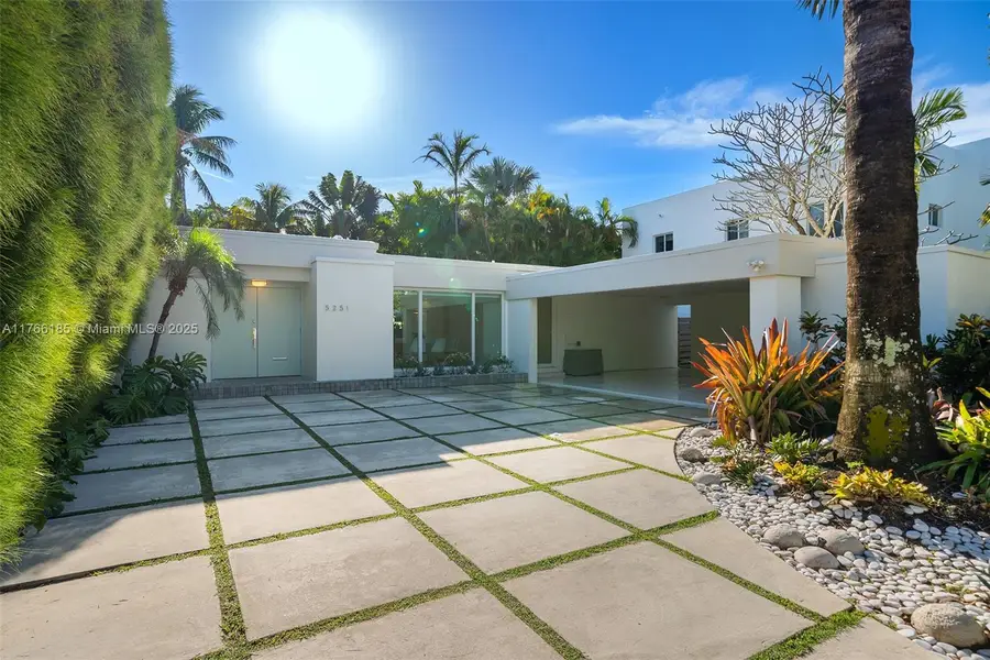 5251 La Gorce Dr, Miami Beach, FL 33140 - Image #2