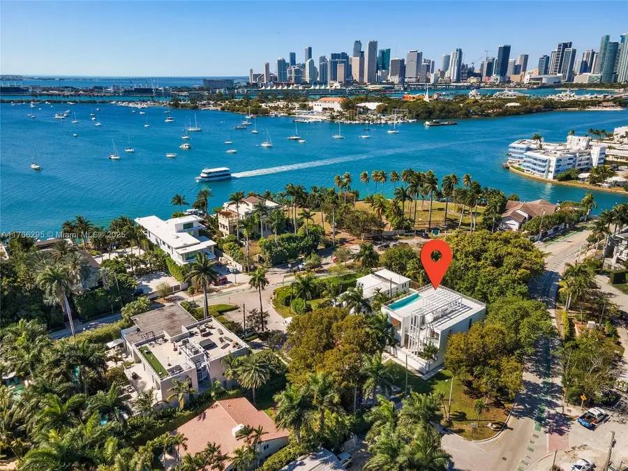 1250 N Venetian Way, Miami, FL 33139 - Image #2