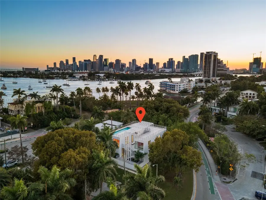 1250 N Venetian Way, Miami, FL 33139 - Image #3