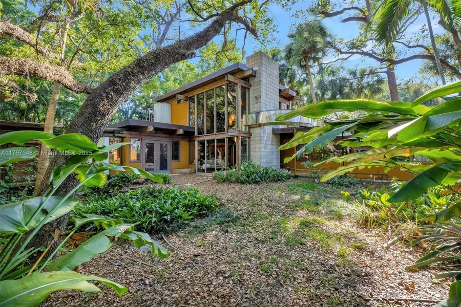 2410 SW 29th Way, Fort Lauderdale, FL 33312 - #2