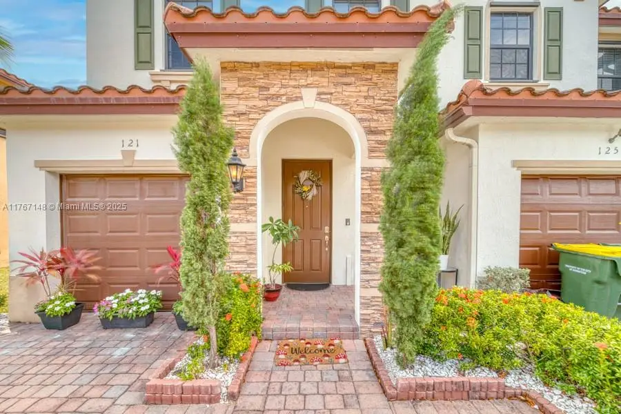 121 SE 34th Ter #121, Homestead, FL 33033 - Image #2