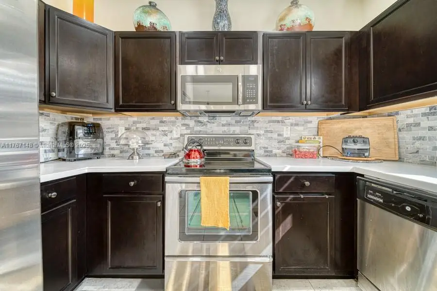 121 SE 34th Ter #121, Homestead, FL 33033 - Image #3