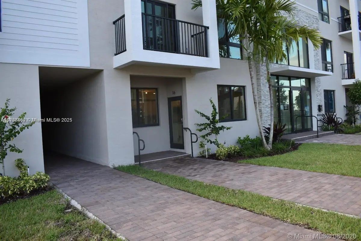 4640 NW 84th Ave #16, Doral, FL 33166 - Image #1