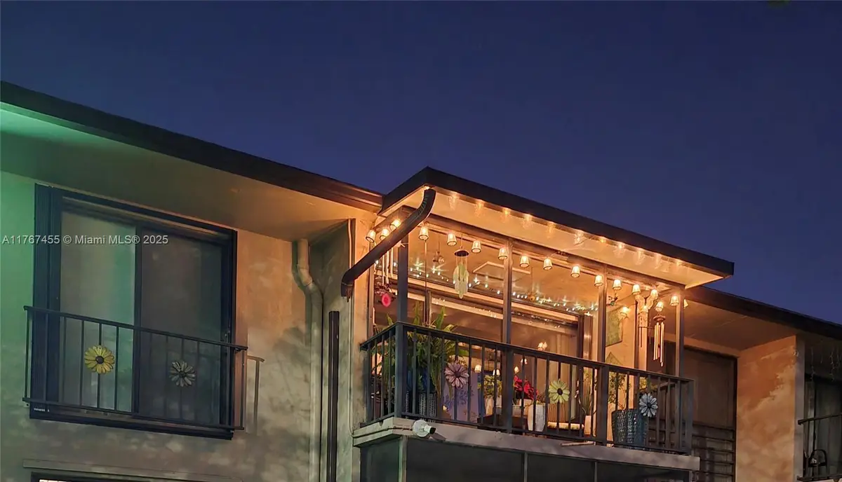 5773 Washington St #J21, Hollywood, FL 33023 - #1