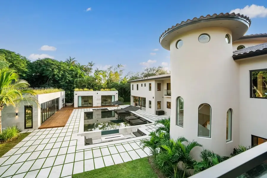 10061 SW 60th Ct, Pinecrest, FL 33156 - Image #2