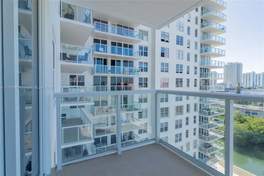 230 174th St #1015, Sunny Isles Beach, FL 33160 - #2