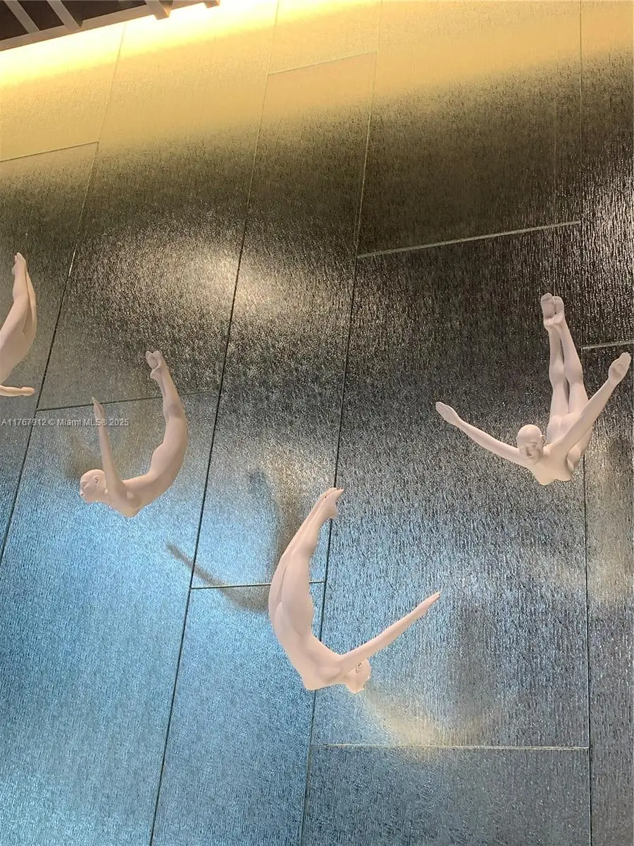 851 NE 1st Ave #3905, Miami, FL 33132 - Image #1