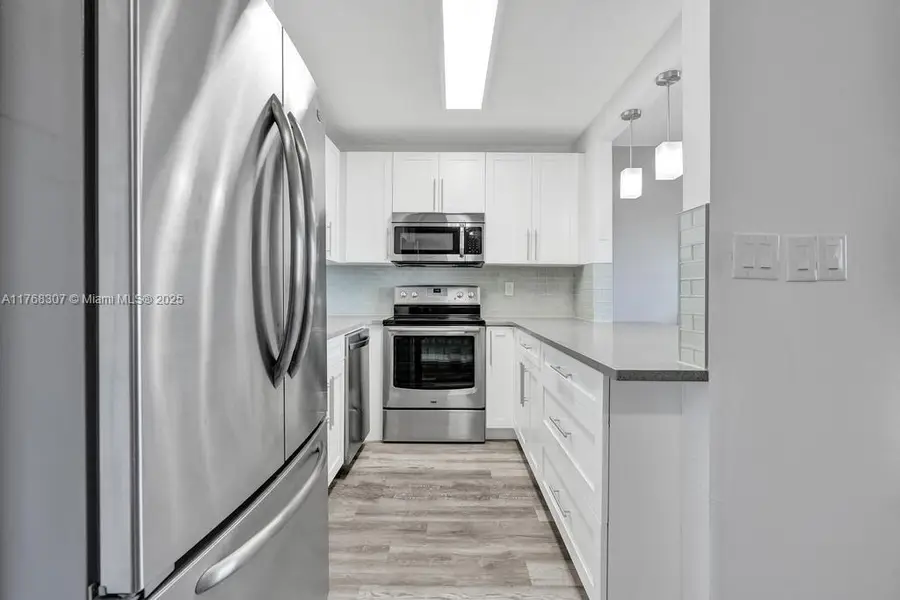 700 Village Green Ct #319, Palm Springs, FL 33461 - Image #2