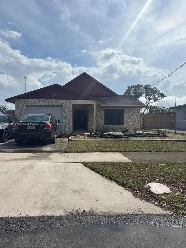 5416 Flagler St, Hollywood, FL 33021