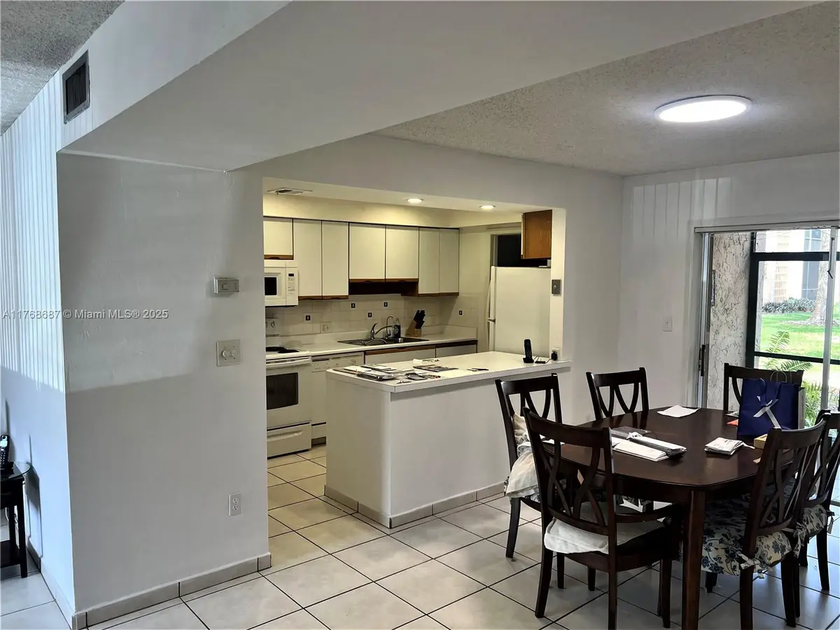 8401 SW 107th Ave #121E, Miami, FL 33173 - Image #1