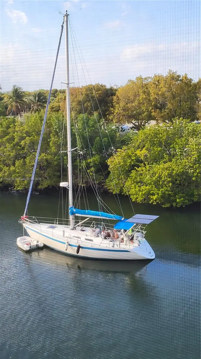 3401 N Country Club Dr #402, Aventura, FL 33180 - #1