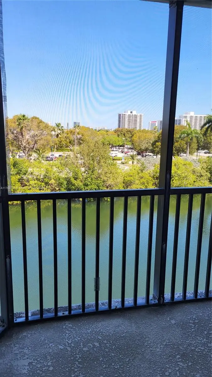 3401 N Country Club Dr #402, Aventura, FL 33180 - #2