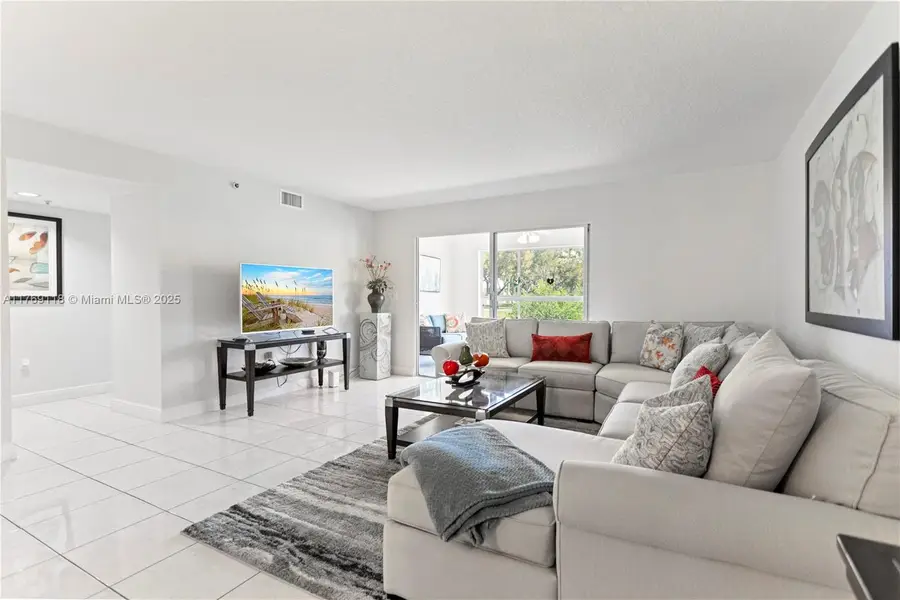 5876 Regal Glen Dr #101, Boynton Beach, FL 33437 - #2