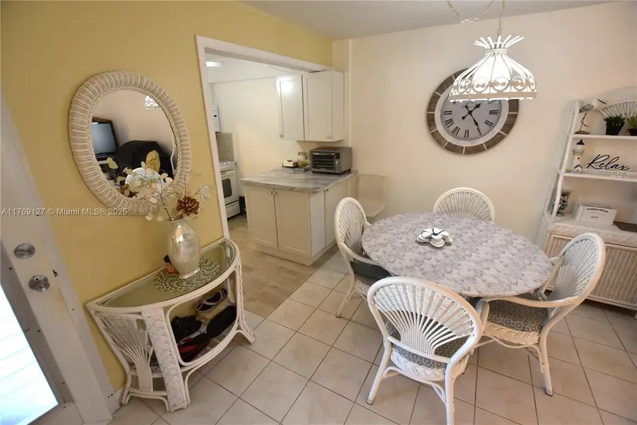 2735 Dudley Drive #B, West Palm Beach, FL 33415 - Image #2