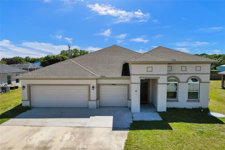 1957 SW Logan St, Port Saint Lucie, FL 34953 - Image #3