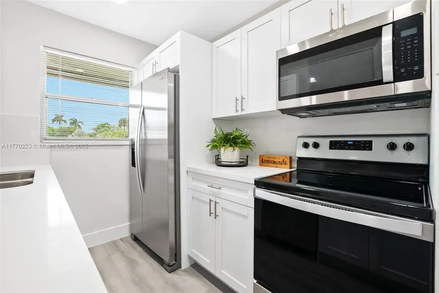 910 South Dr #D, Delray Beach, FL 33445 - Image #3