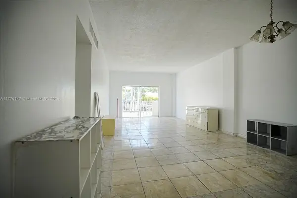 1455 N Treasure Dr #1R, North Bay Village, FL 33141