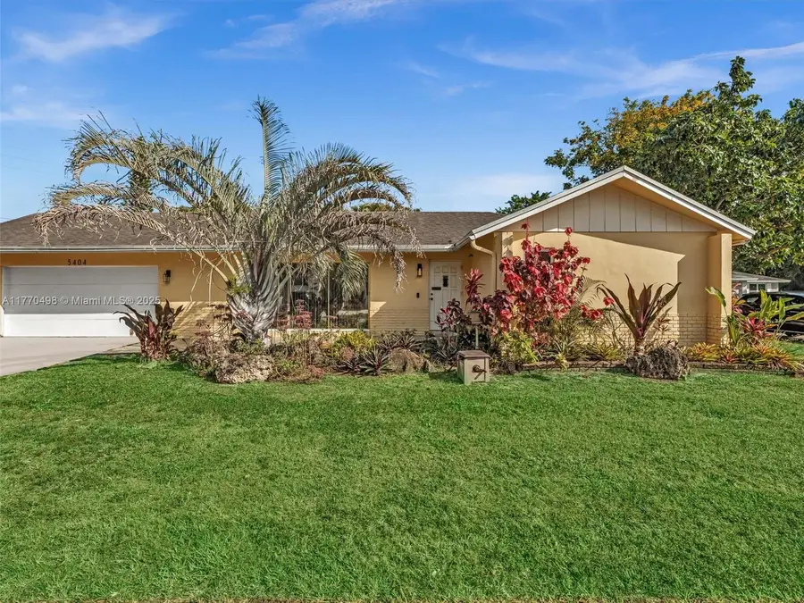 5404 Bayberry Ln, Tamarac, FL 33319 - Image #3