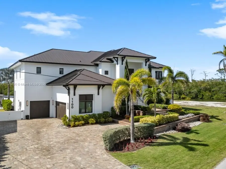 Address Withheld By Seller, Naples, FL 34104 - Image #3