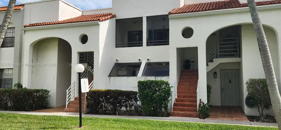 3545 Magellan Cir #352-5, Aventura, FL 33180 - Image #3