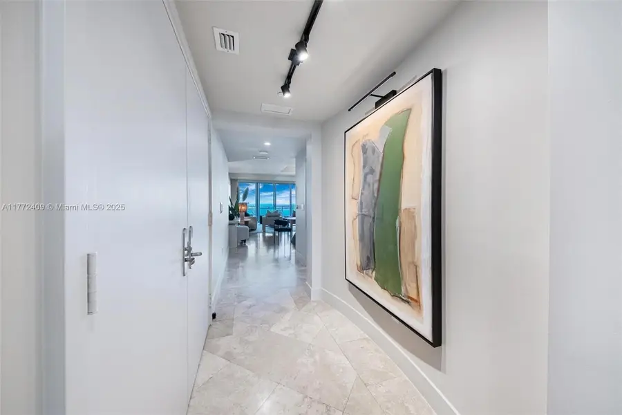 1331 Brickell Bay Dr #3305, Miami, FL 33131 - #2
