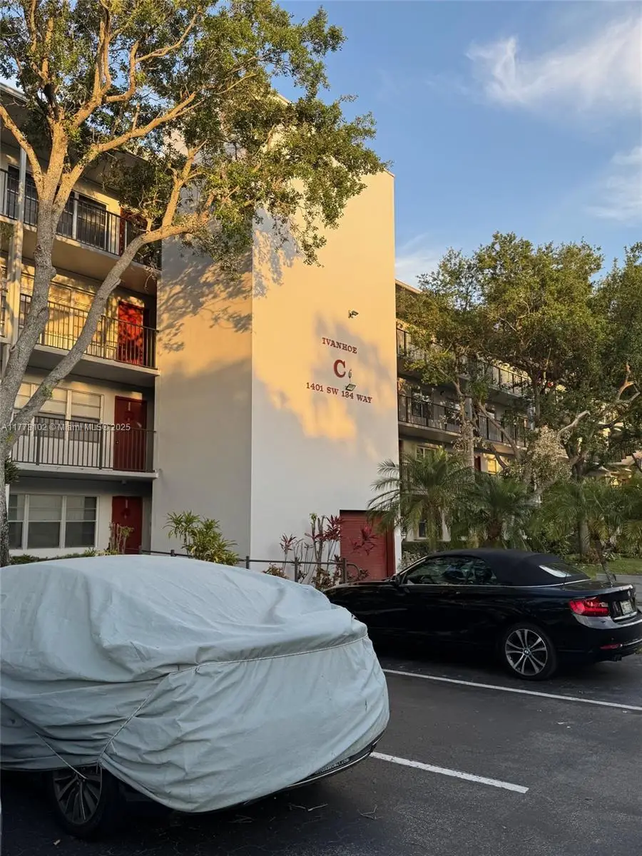 1401 SW 134th Way #105C, Pembroke Pines, FL 33027 - Image #1