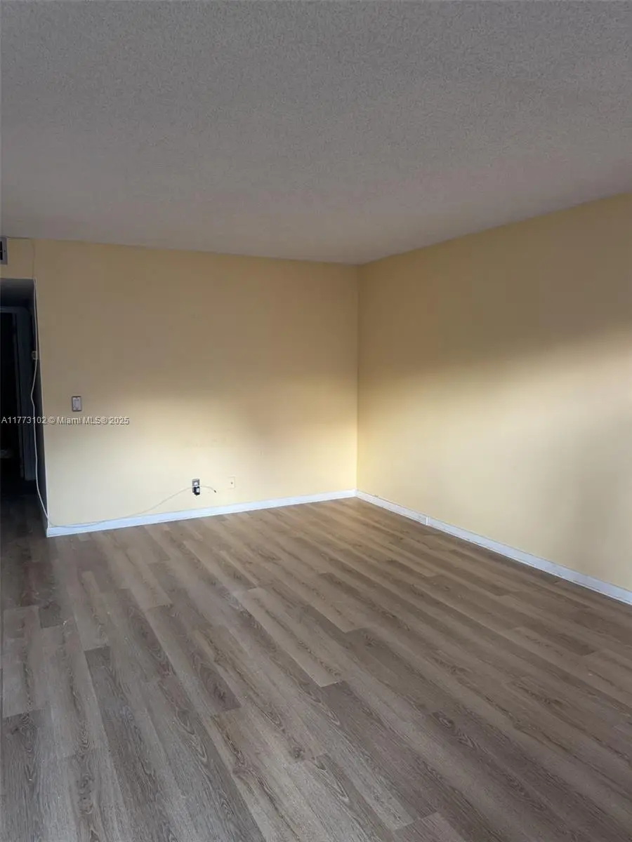 1401 SW 134th Way #105C, Pembroke Pines, FL 33027 - Image #3