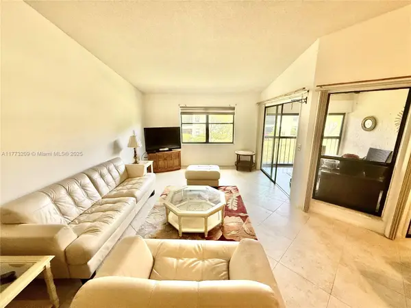 Address Withheld By Seller, Green Acres, FL 33467