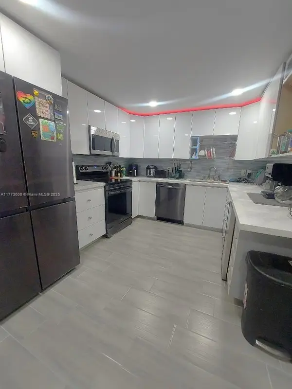 Address Withheld By Seller, Weston, FL 33326