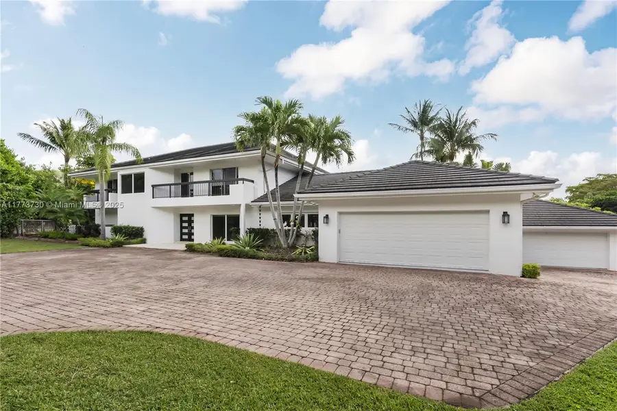 413 Santurce Ave, Coral Gables, FL 33143 - Image #3