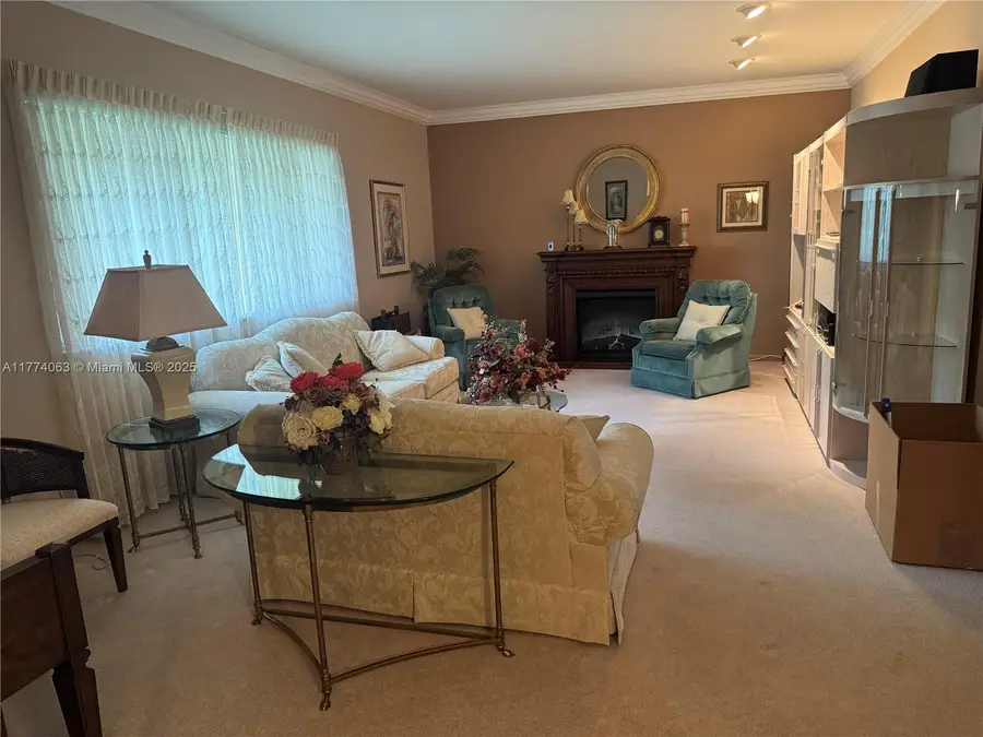 14679 Glencairn Rd, Miami Lakes, FL 33016 - Image #2